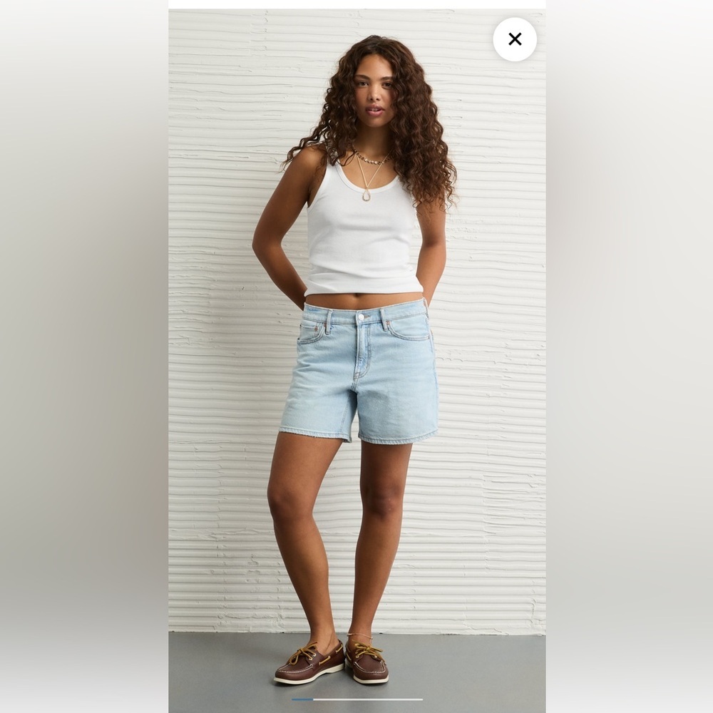 American Eagle women’s relaxed Short size 10